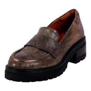 Gentle Souls by Kenneth Cole Women's Brenda Loafer Antique Gold Size 8M